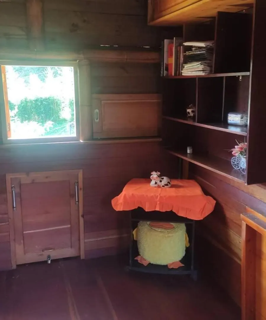 Habitacion En Hospedaje Campestre Compartido Tipo Hostal En Santa Elena Cerca A Medellin Y Aeropuerto Jmc - Cabana Aru