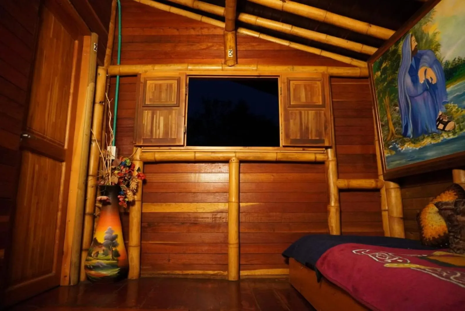 Habitacion En Hospedaje Campestre Compartido Tipo Hostal En Santa Elena Cerca A Medellin Y Aeropuerto Jmc - Cabana Aru 0*,  Colombia