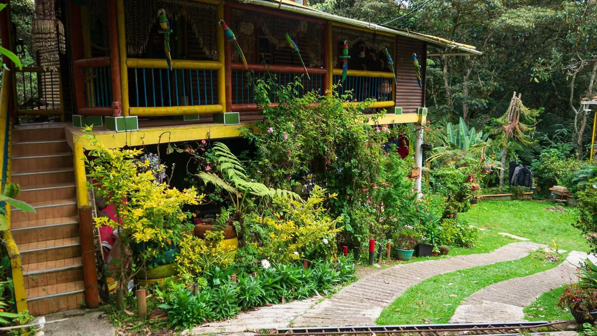 Habitacion En Hospedaje Campestre Compartido Tipo Hostal En Santa Elena Cerca A Medellin Y Aeropuerto Jmc - Cabana Aru
